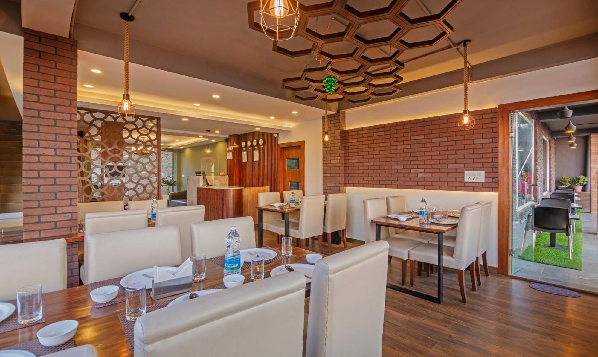 Treebo The Northern Retreat Resort With Mountain View Shimla Eksteriør bilde